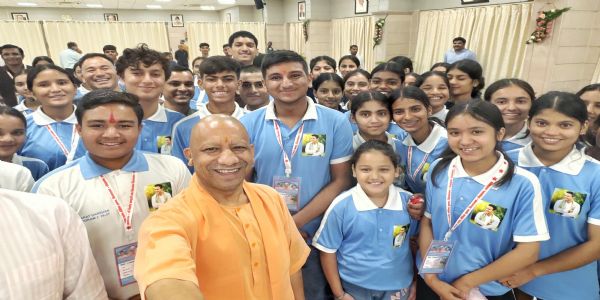 कठिन चुनौतियों से जूझने का आत्मबल प्रदान करता है आत्मविश्वास : मुख्यमंत्री
