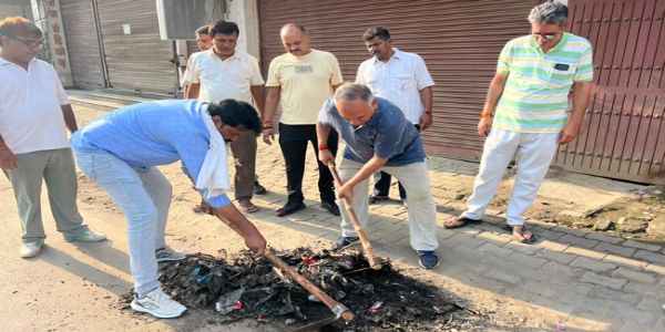 सोनीपत: अपने प्रतिष्ठानों के आसपास गंदगी जमा न होने दें: राजीव जैन