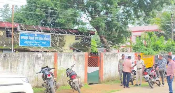 एसीबी ने कोंटा के खंड शिक्षा अधिकारी को 10 हजार रुपये की रिश्वत लेते रंगे हाथ पकड़ा