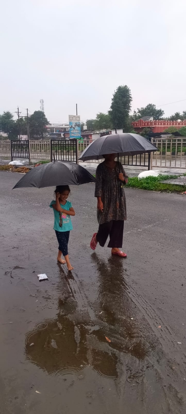 बारिश का दौर जारी