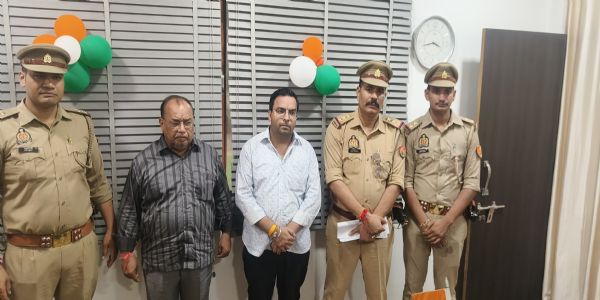 15 साल से फरार पिता-पुत्र उज्जैन से गिरफ्तार, फर्जी दस्तावेजों से कराते थे बैंक लोन
