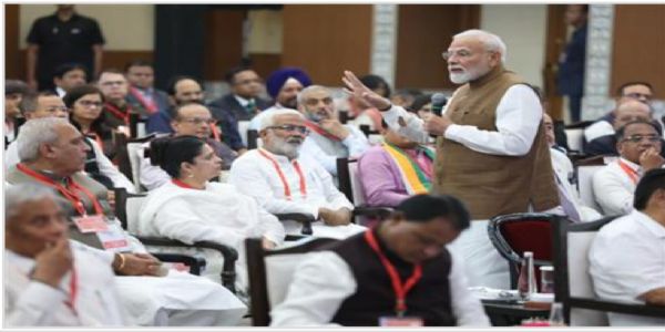 जल प्रबंधन में एआई के इस्तेमाल से मजबूत करें डेटा व्यवस्था : प्रधानमंत्री