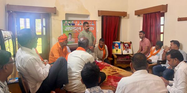 सम्पर्क, संवाद और प्रवास से बढ़ता है कार्यकर्ताओं का उत्साह : दिलीप चतुर्वेदी