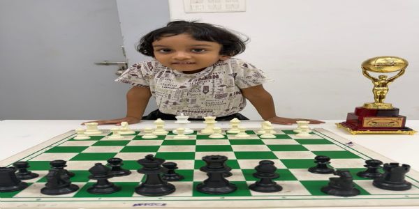 एफआईडीई रेटिंग हासिल करने पर मुख्यमंत्री ने चार वर्षीय एलेना मिश्रा को दी बधाई, जताया गर्व