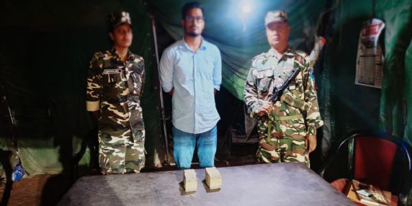 एसएसबी ने भारत-नेपाल सीमा पर 5 लाख रुपये की अवैध भारतीय मुद्रा के साथ एक नेपाली नागरिक को किया गिरफ्तार