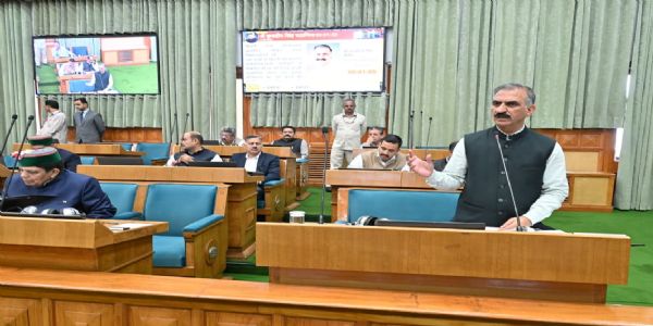 हिमाचल विधानसभा में सवालों के जवाब नहीं मिलने पर विपक्ष ने सरकार को घेरा
