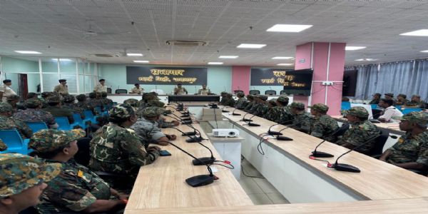 डायल-112 के चालकों के साथ एसएसपी की बैठक, त्वरित रिस्पॉन्स और बेहतर व्यवहार के दिए निर्देश
