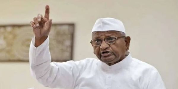 अन्ना हजारे की सेहत में सुधार, फिलहाल दो दिन और अस्पताल में रहेंगे