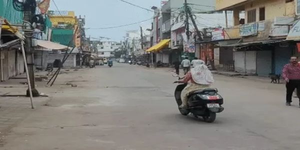 भोपाल: कोलार में सीलिंग के खिलाफ पूर्ण बंद, कारोबारियों ने निकाली 
