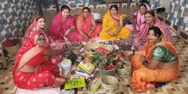 शहडोल : पुत्रों की लंबी उम्र और सुख-समृद्धि की कामना लेकर माताओं ने रखा व्रत की पूजा-अर्चना