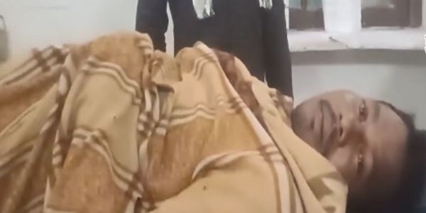 किसान पर जंगली हाथी का हमला, गंभीर