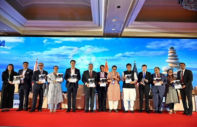 एसीएमए के सलाना सम्मेलन में पीयूष गोयल और अन्य एसीएमए के सलाना सम्मेलन में पीयूष गोयल और अन्य