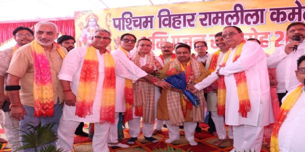 पश्चिम विहार में राम लीला भूमि पूजन संपन्न, सांसद प्रवीण खंडेलवाल ने दीप किया प्रज्ज्वलित