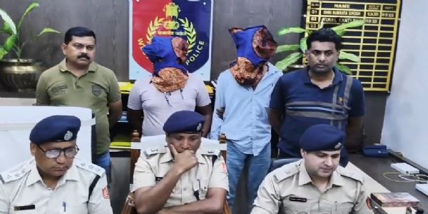 सामशेरगंज में 10 अत्याधुनिक हथियारों के साथ दो तस्कर गिरफ्तार