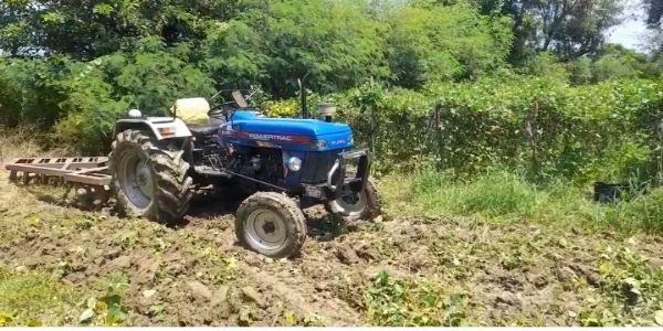 संभल में प्रशासन ने पिछले तीन महीने में 250 हेक्टेयर जमीन को अवैध कब्जा मुक्त कराया
