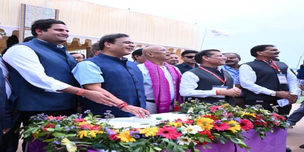 असम में अडानी पावर की 3,200 मेगावाट ताप विद्युत परियोजना की मुख्यमंत्री डॉ. सरमा ने रखी आधारशिला