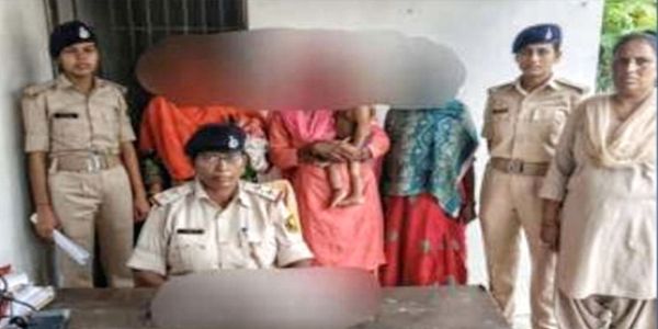 25 लाख की स्मैक के साथ तीन महिला तस्कर गिरफ्तार, एसटीएफ व पुलिस की संयुक्त कार्रवाई
