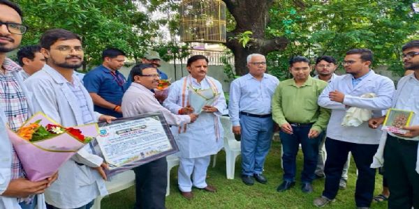मप्रः स्टाइपेंड वृद्धि को लेकर इंटर्न डॉक्टरों ने उप मुख्यमंत्री शुक्ल से की मुलाकात, जताया आभार