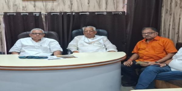 वाराणसी पुलिस ने मनमाने तरीके से रोका नई पीढ़ी संवाद कार्यक्रम : विजय शंकर पांडेय