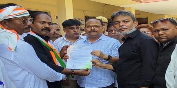 यूपीआई पर एमडीआर के विरोध में कांग्रेस का प्रदर्शन, राष्ट्रपति के नाम चार सूत्रीय ज्ञापन सौंपकर शुल्क वापस लेने की मांग