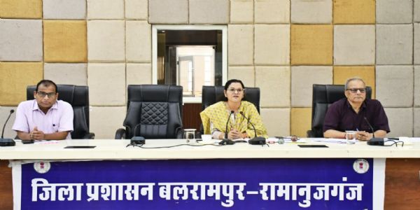 शहर के सौंदर्यीकरण को लेकर कलेक्टर सख्त