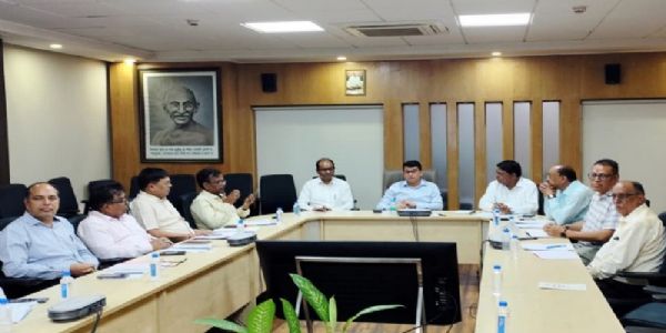 मप्रः सात जिलों में 35 निर्माण कार्यों का औचक निरीक्षण, दो ठेकेदारों एवं संबंधित अधिकारियों पर कार्रवाई के निर्देश