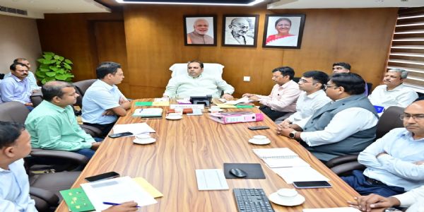 दिल्ली सरकार अगले महीने 150 नई इलेक्ट्रिक बसें शुरू करेगी