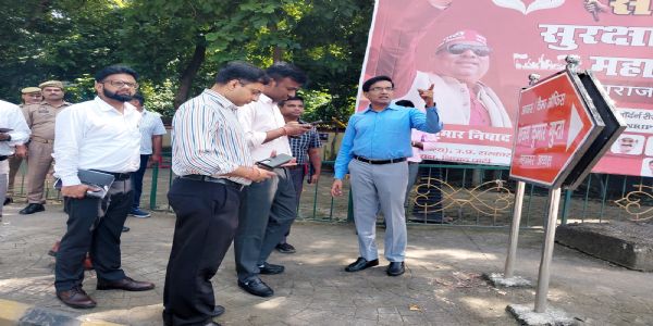 ई-रिक्शा के लिए क्लस्टरवार नंबरिंग और कलर कोडिंग होगी लागू : मंडलायुक्त लोकेश एम