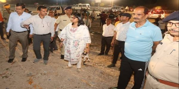 ग्वालियरः गणेश प्रतिमाओं के विसर्जन की व्यवस्थाओं का कलेक्टर ने लिया जायजा