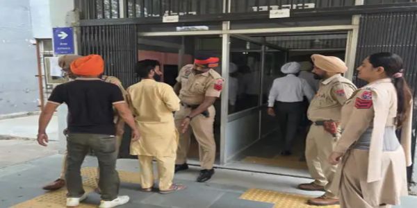 मानसा कोर्ट और चार स्कूलों के बाद मोहाली कोर्ट को भी बम से उड़ाने की धमकी, पुलिस अलर्ट