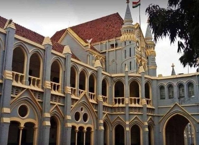 मप्र हाईकोर्ट (भवन की तस्वीर) मप्र हाईकोर्ट (भवन की तस्वीर)