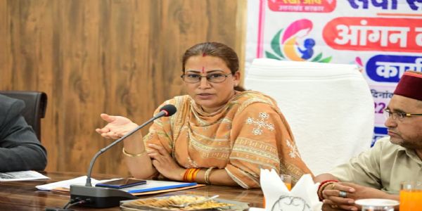 1052 आंगनबाड़ी केंद्रों में आयोजित होंगे आंगन का मिलन कार्यक्रम - रेखा