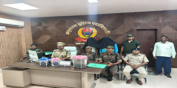 अफीम के साथ दो तस्कर गिरफ्तार