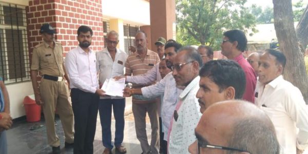 फार्म गेट ऐप में नगद भुगतान का विकल्प बंद करने पर किसानों में नाराजगी