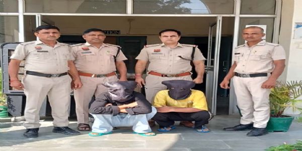 हिसार में होटलों पर पुलिस का छापा, 22 लड़कियां और 19 लड़के संदिग्ध परिस्थितियों में मिले