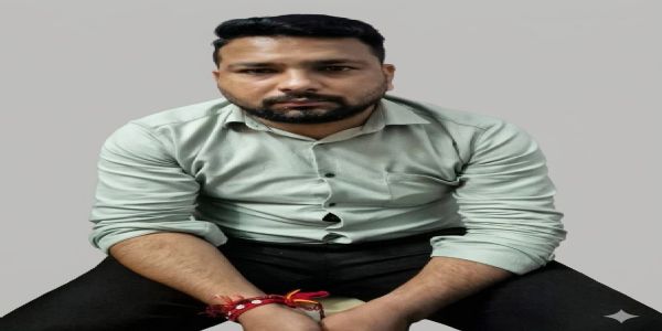 फर्जी आरजीएचएस अधिकारी बन अस्पताल से रिश्वत लेने वाला संदिग्ध पकड़ा