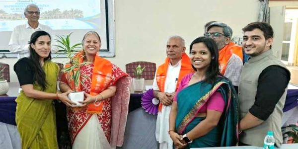 गणित एवं वेदों के संबंधों पर शोध को बढ़ावा देने पर जोर