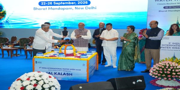 उपराष्ट्रपति ने किया भारत अंतरराष्ट्रीय जल सप्ताह का शुभारंभ, कहा- जल सुरक्षा से होगी जन व राष्ट्र सुरक्षा