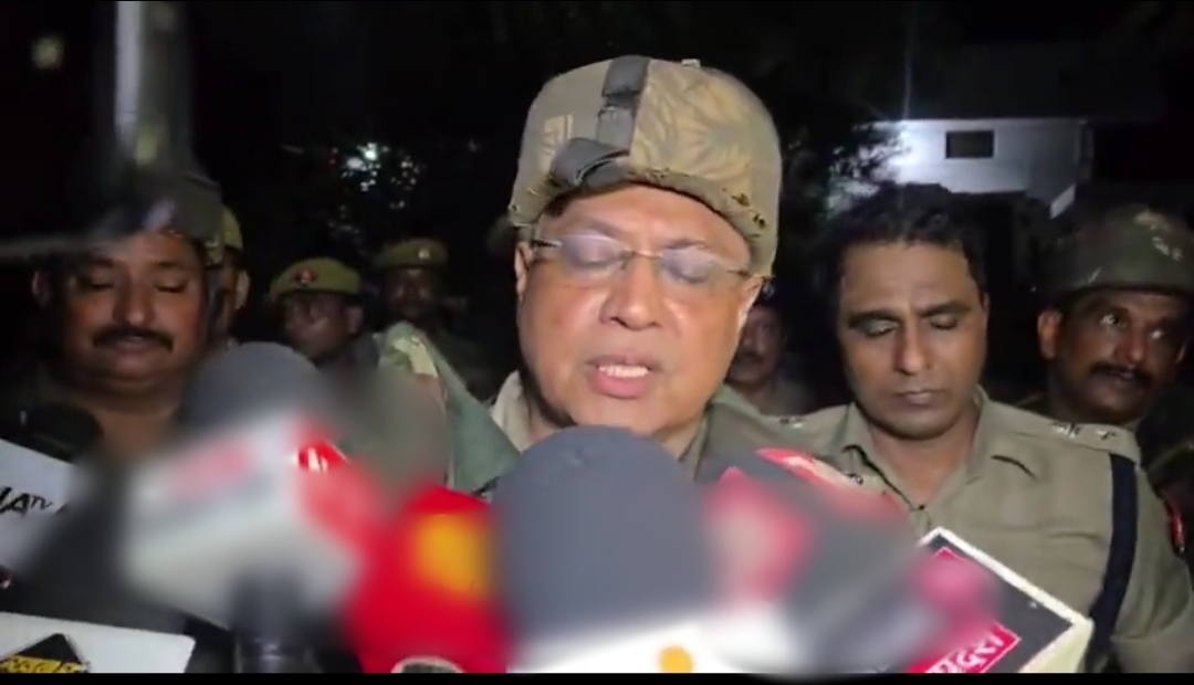 घटना की जानकारी देते एडीजी नवीन अरोड़ा घटना की जानकारी देते एडीजी नवीन अरोड़ा