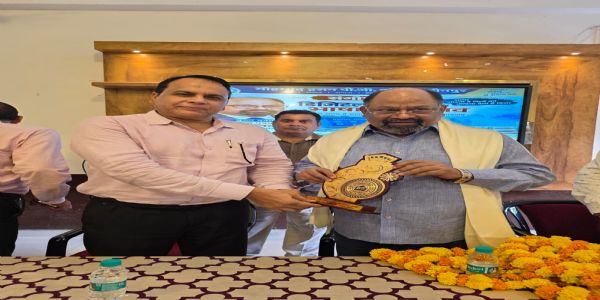 डिजिटल क्रांति ने बदला भाषा का स्वरूप : हेमंत तिवारी