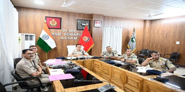 एसएसबी की प्रथम वाहिनी में हिंदी पखवाड़ा के दौरान त्रैमासिक राजभाषा रिपोर्ट की समीक्षा