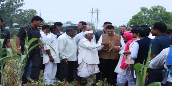 महाराष्ट्र में सूखे की स्थिति को लेकर सरकार गंभीर: मुख्यमंत्री