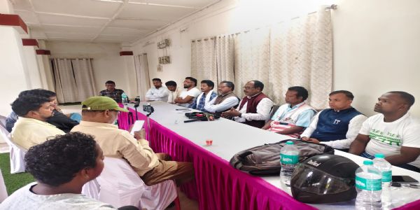 मतदाता सूची सुधार और एसआइआर की समय सीमा बढ़ाने की मांग