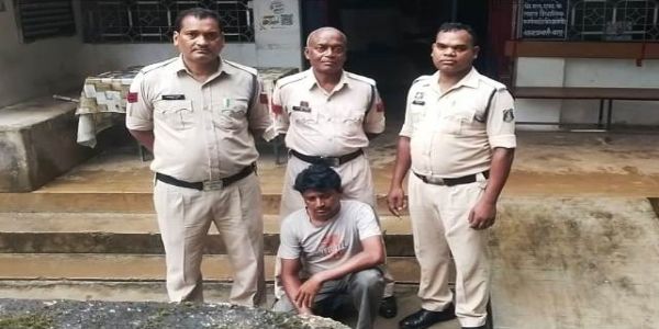 शासकीय भूमि के फर्जी अंतरण मामले में पटवारी के बाद रजिस्ट्री गवाह गिरफ्तार