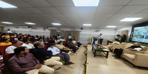 लखनऊ विश्वविद्यालय में विकसित भारत@2047 के संकल्प पर व्याख्यान, राष्ट्र विकास पर हुई चर्चा