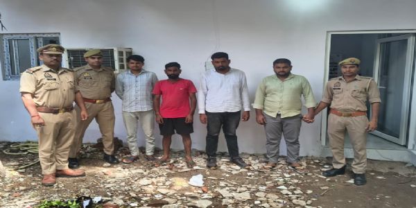 फर्जी फर्म और खातों के जरिए 250 करोड़ की साइबर ठगी, चार गिरफ्तार