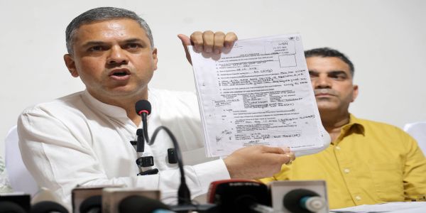 रजत ठाकुर का विधायक चंद्रशेखर पर गंभीर आरोप, हलफनामे में जानकारी छिपाने का दावा