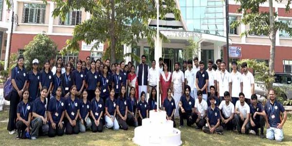 आत्मनिर्भर भारत के निर्माण में युवा निभाएं निर्णायक भूमिका