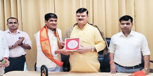 कचरा प्रबंधन का अध्ययन करने अयोध्या पहुंचा अल्मोड़ा नगर निगम का दल