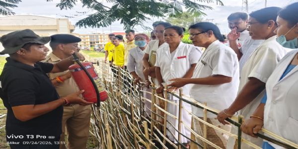 कोकराझार मेडिकल कॉलेज में आपातकालीन निकासी को लेकर मॉक ड्रिल आयोजित